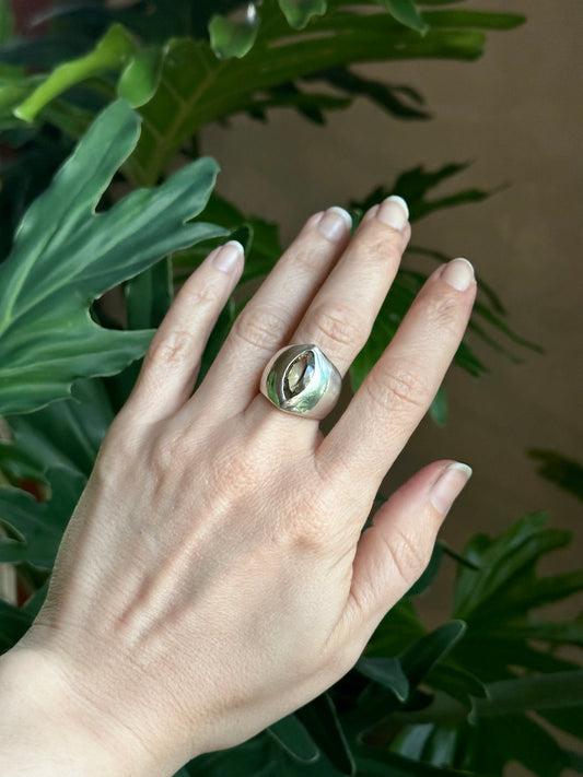 green oregon sunstone ring
