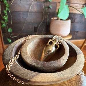 the urn necklace