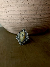 Load image into Gallery viewer, treasure mountain turquoise lotus ring